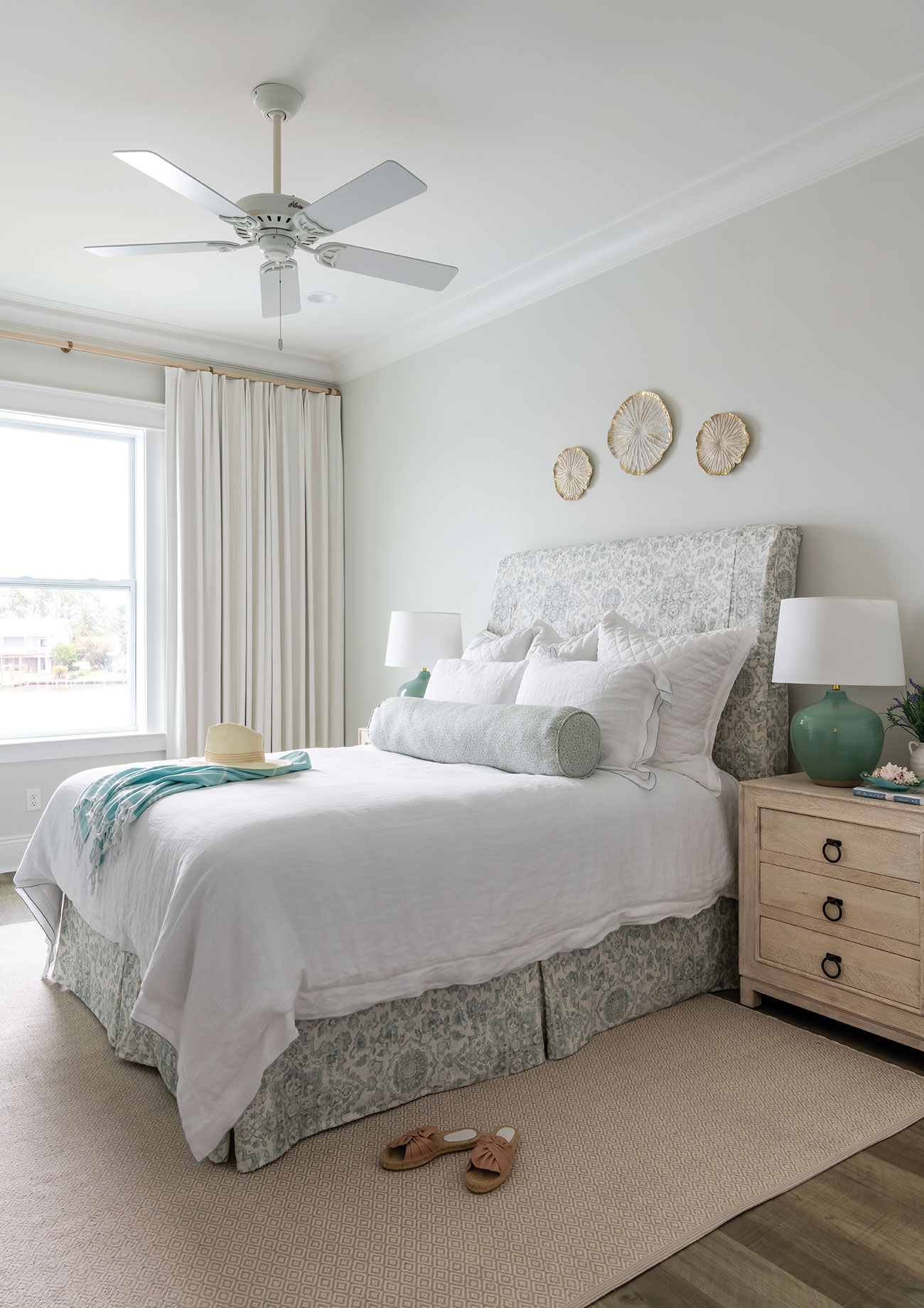 Coastal guest bedroom