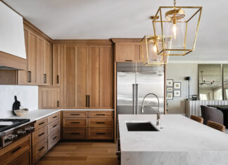 Step Inside this Modern Renovation Overlooking Mobile Bay