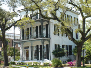 Mobile Townhouse in downtown mobile