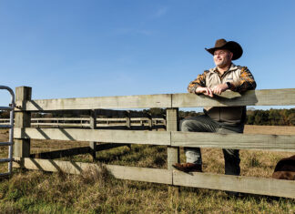 Mobile Entrepreneur Jumps Head-First into Grass-Fed Farming