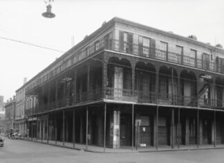 exterior of the Southern Hotel