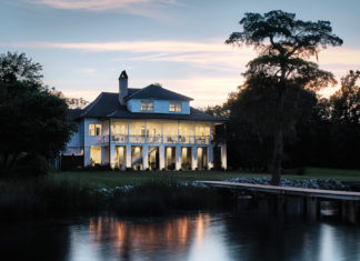 La Louisianne on Dog River