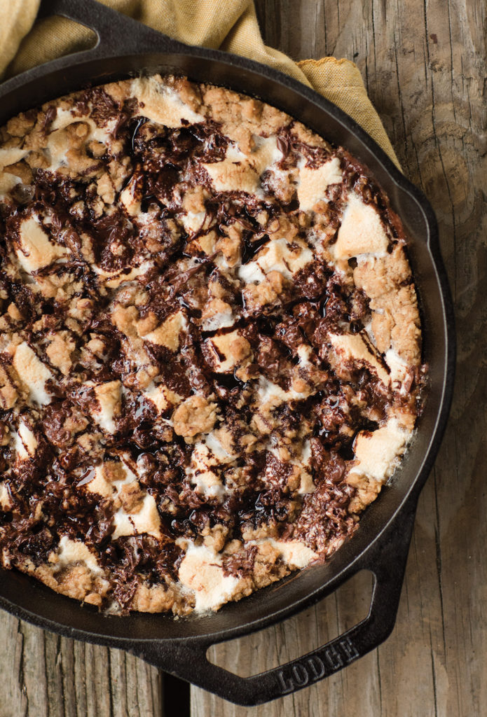 S'mores Crumble in a cast iron skillet